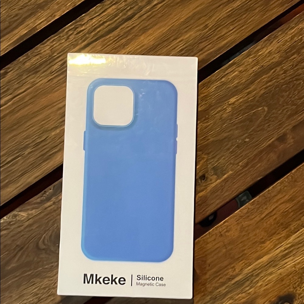 14 Pro Max Case D-P Mkeke Blue Silicone Magnetic Case NEW